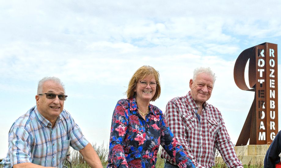Van links naar rechts: Ton Hilt, Fanny Zuur, Harry v.d. Ende, Jan Woerdeman en Annemieke Spee
